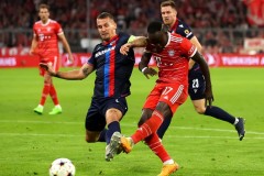 西甲赛场小西蒙尼精准传球助格列兹曼致命一击，逆转战局